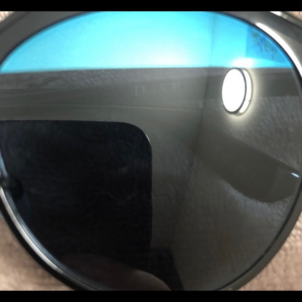 Dior So Real Subglasses - Picture 3 of 4